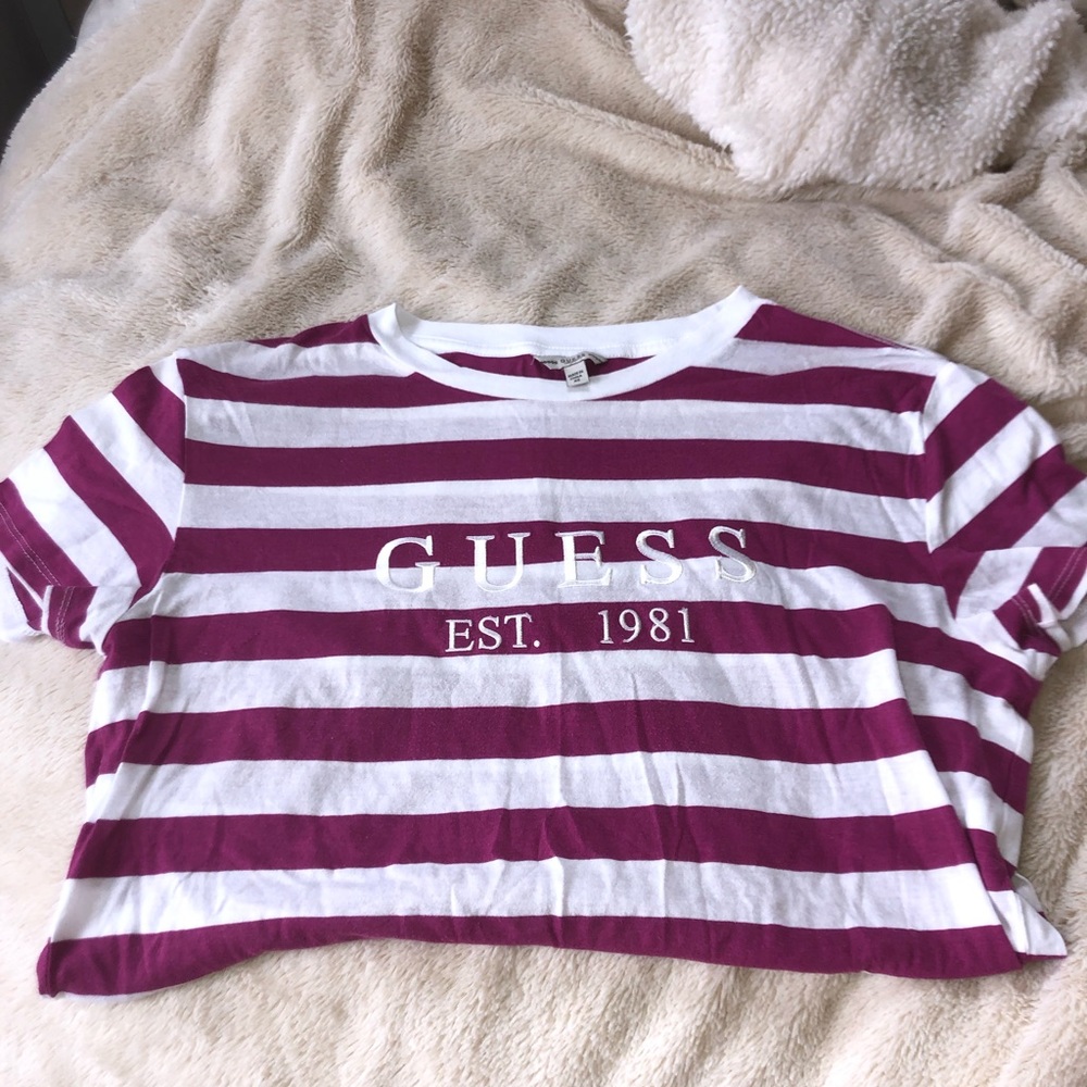 GUESS tee NWOT - Picture 2 of 5